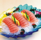 冰鮮三文魚（去皮、切片）